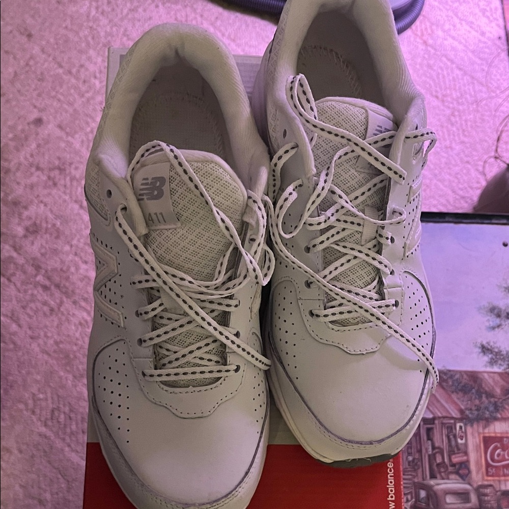 New Balance All White Leather Shoes - Picture 4 of 5
